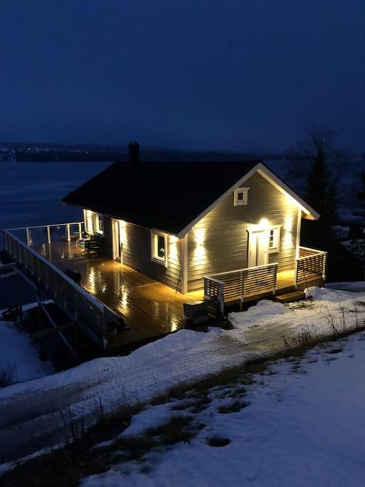 Lake House By Storsjoen Ostersund Exterior photo